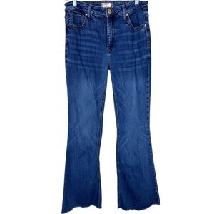 Kut from the Kloth Stella High Rise Fab Ab Flare medium wash jeans size 8